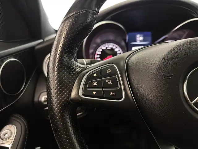 2016 Mercedes-Benz C-Class C 300 4matic Toit pano Cuir Camera Cr in Cars & Trucks in Laval / North Shore - Image 25