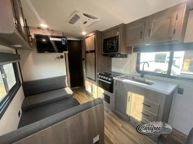 2023 Starcraft Autumn Ridge 20MB in Travel Trailers & Campers in Edmonton - Image 4