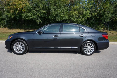  2010 Lexus LS 600H EXECUTIVE PACKAGE / LOW KM'S / PRISTINE /LOC