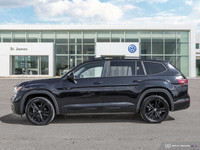 Power Liftgate,Panoramic Roof,Sun/Moonroof,Power Mirror(s),Integrated Turn Signal Mirrors,Rain Sensi... (image 1)