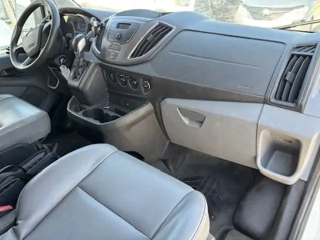 2016 Ford Transit Cargo Van T-150 130 MED RF 86 dans Autos et camions dans Ville de Toronto - Image 12