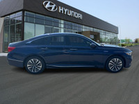 The 2018 Honda Accord Hybrid Touring is a midsize sedan that seamlessly blends efficiency, performan... (image 3)