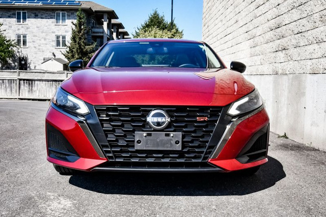 2023 Nissan Altima SR • SUNROOF • NAV • HEATED SEATS/STEERING in Cars & Trucks in Cornwall - Image 4