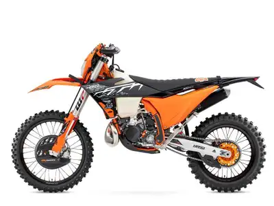 2025 KTM 300 XC-W HARDENDURO SAVE $940 RABAIS AVEC RABAIS = 42.59$/semaine (120 mois @ 7.99% + tx) 4...