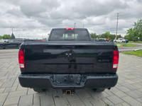 2017 Ram 2500 SLT Crew Cab 4x4 with the 6.4L Hemi V8 and only 88,000kms! Equipped with front bucket... (image 5)