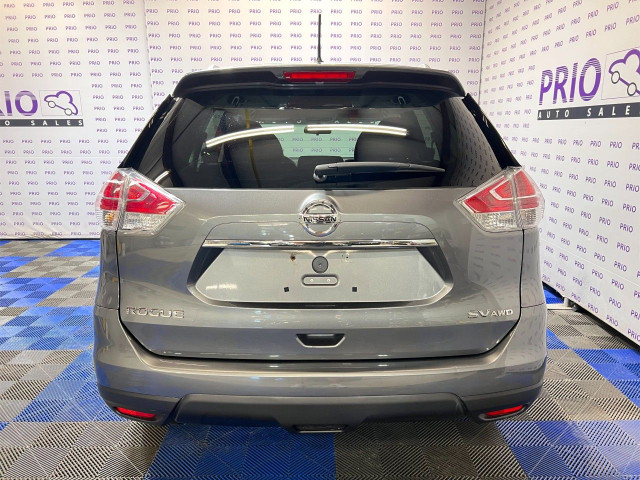 2016 Nissan Rogue in Cars & Trucks in Ottawa - Image 3