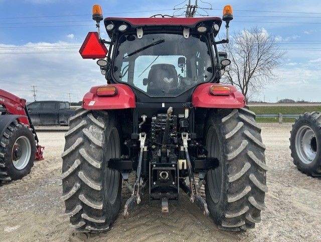 2017 CASE IH MAXXUM 150 MC T4B TRACTOR WITH LOADER in Farming Equipment in London - Image 4