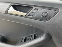 Anti-Lock Brakes;Driver Air Bag;Fog Lights;Passenger Air Bag;Security System;Side Air Bag;Traction C... (image 4)