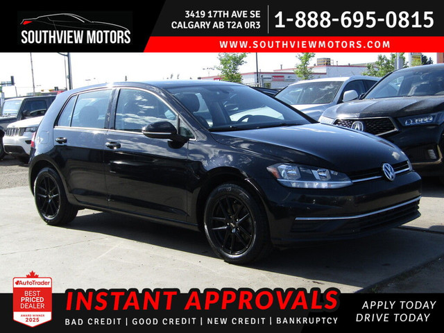 2018 Volkswagen Golf COMFORTLINE 1.8T AUTO/CARPLAY/B.CAMERA/R.ST in Cars & Trucks in Calgary