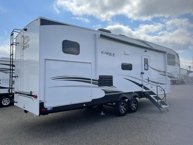 2023 Eagle Jayco HT 29.5BHOK in Travel Trailers & Campers in Lethbridge - Image 4