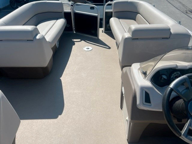 2015 Princecraft Vectra 21 Sport Mercury 115hp (116h) 3 tubes  in Powerboats & Motorboats in Sherbrooke - Image 4