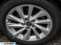 2022 Toyota Camry SE AWD Clean Carfax!!! Low Km!!! One Owner!!! Heated Seats Dual AC Carplay Bluetoo... (image 5)
