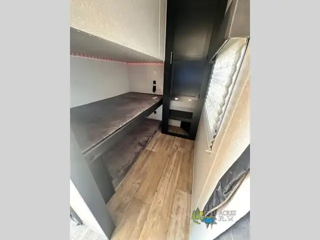2021 Forest River RV Cherokee 294GEBG Rear Bunks in Travel Trailers & Campers in Truro - Image 19