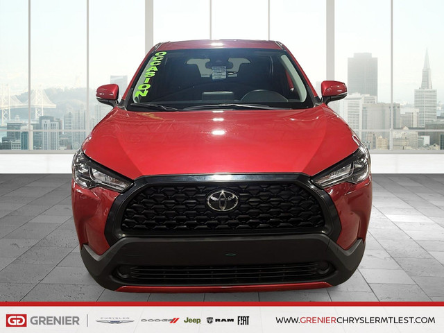2022 Toyota COROLLA CROSS in Cars & Trucks in City of Montréal - Image 2
