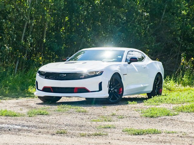 2022 Chevrolet Camaro LT1, 6.2L V8, Red Line, Manual in Cars & Trucks in Edmonton