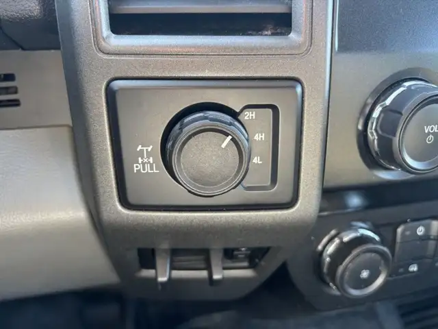 2019 Ford Super Duty F-250 SRW GAZ ET PROPANE in Cars & Trucks in Laval / North Shore - Image 16