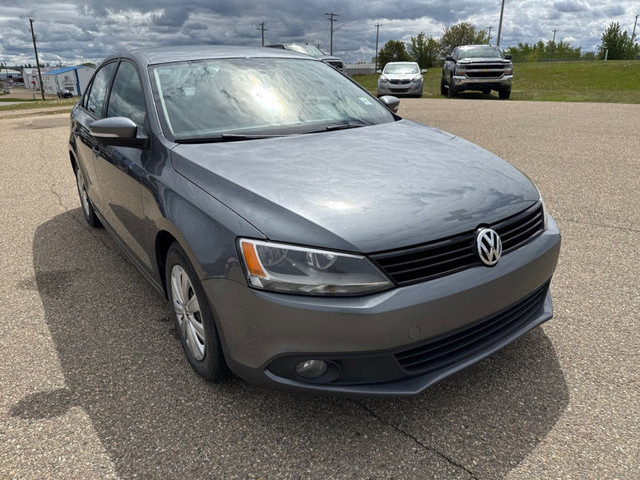 2014 Volkswagen Jetta COMFORTLINE in Cars & Trucks in Red Deer - Image 4