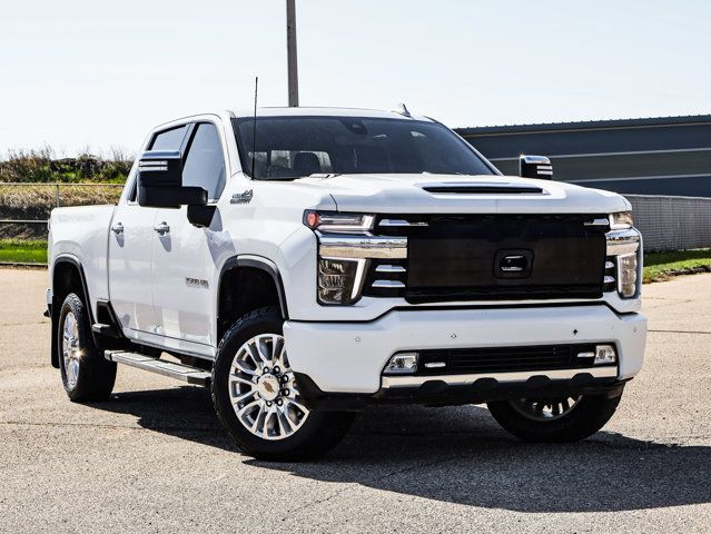 2022 Chevrolet Silverado 3500HD High Country 6.6L in Cars & Trucks in Strathcona County - Image 2