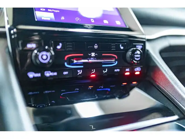 2024 Jeep Grand Cherokee L 4x4 Altitude Leather BCam PSeat in Cars & Trucks in Grande Prairie - Image 21