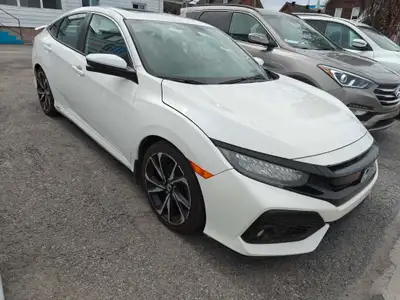 6-SPEED MANUAL V-TEC CIVIC Si, FULLY LOADED, ALLOY WHEELS, GPS/NAVIGATION, BACKUP CAMERA, WIRELESS P...