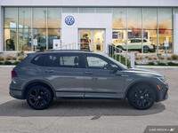This Volkswagen Tiguan boasts a Intercooled Turbo Regular Unleaded I-4 2.0 L/121 engine powering thi... (image 5)
