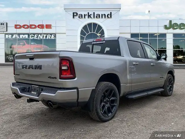 2025 Ram 1500 Sport 1 Crew 4x4 Sunroof Nav Heared & Vented dans Autos et camions dans Saint-Albert - Image 6