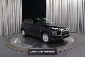 2022 Mitsubishi RVR SE