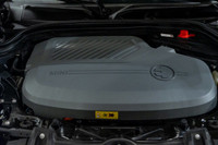 Francais: * Finition extérieure Piano Black * Ciel de pavillon anthracite * Jantes 16 Victory Spoke... (image 9)