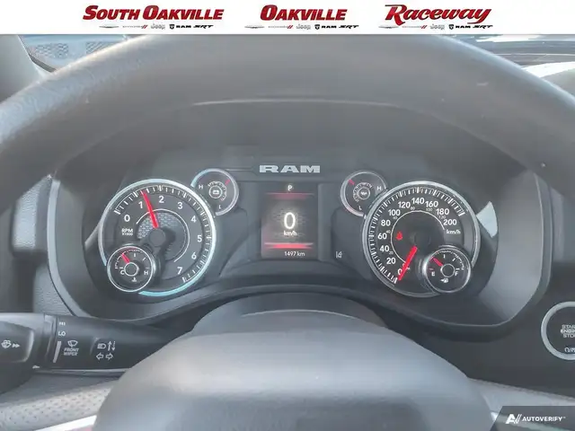 2025 Ram 1500 TRADESMAN CREW CAB | 6.4 BOX | 3.92 AXLE | DEMO | in Cars & Trucks in Oakville / Halton Region - Image 7