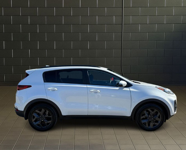 2022 Kia Sportage LX NIGHTSKY EDITION in Cars & Trucks in City of Montréal - Image 4