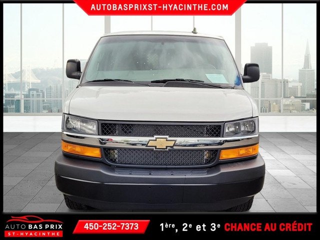 Chevrolet Express 2500 COURTE, A/C 2019 in Cars & Trucks in Saint-Hyacinthe - Image 2