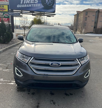 2018 Ford Edge Titanium AWD fully loaded low km