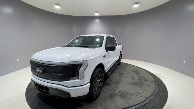 2025 Ford F-150 Lightning Flash in Cars & Trucks in Strathcona County - Image 3