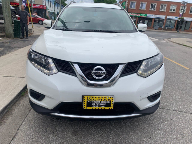 2015 Nissan Rogue in Cars & Trucks in City of Toronto - Image 2