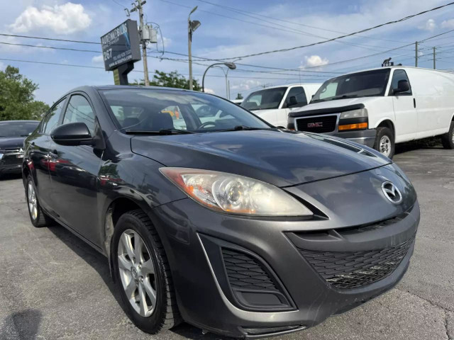 2011 MAZDA MAZDA3 I Touring in Cars & Trucks in Laval / North Shore