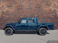 This Jeep Gladiator delivers a Regular Unleaded V-6 3.6 L/220 engine powering this Automatic transmi... (image 1)