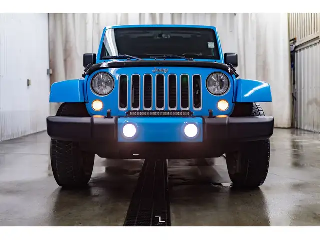 2018 Jeep Wrangler JK Unlimited 4x4 Sahara Nav in Cars & Trucks in Red Deer - Image 5