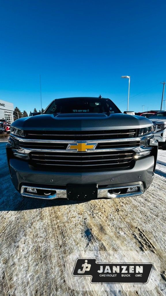 2020 Chevrolet Silverado 1500 High Country in Cars & Trucks in Portage la Prairie - Image 2