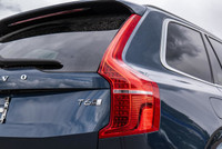 See Dealer Website for Details. 2022 Volvo XC90 Inscription AMVIC Licensed Business. Engine: 4 Cylin... (image 7)