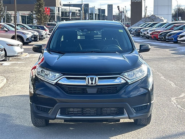  2019 Honda CR-V LX in Cars & Trucks in Gatineau - Image 2