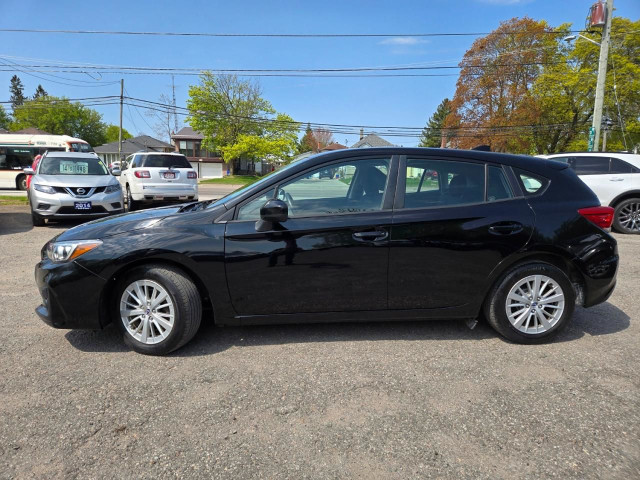 2017 Subaru Impreza Premium HB in Cars & Trucks in Oshawa / Durham Region - Image 2