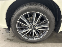 All Services Completed, New Front Rotors, Replaced All Wiper Rubbers, 3rd row seats: bench, 6 Speake... (image 9)