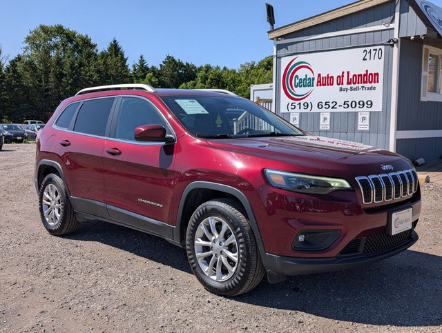 2019 Jeep Cherokee V6 | North 4x4 in Cars & Trucks in London - Image 2