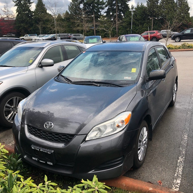 2010 Toyota Matrix Base in Cars & Trucks in Edmonton - Image 2