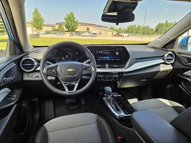 2025 Chevrolet Trax LT Safety Assist Adaptive Cruise in Cars & Trucks in Red Deer - Image 2