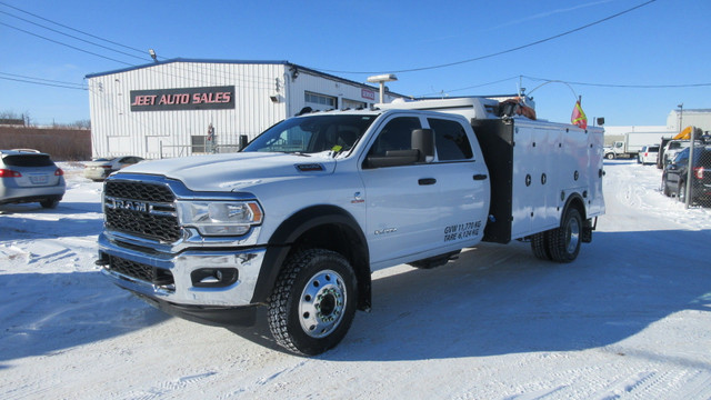2022 Dodge RAM 5500 CREW CAB SERVICE LUB TRUCK in Heavy Equipment in Vancouver - Image 2