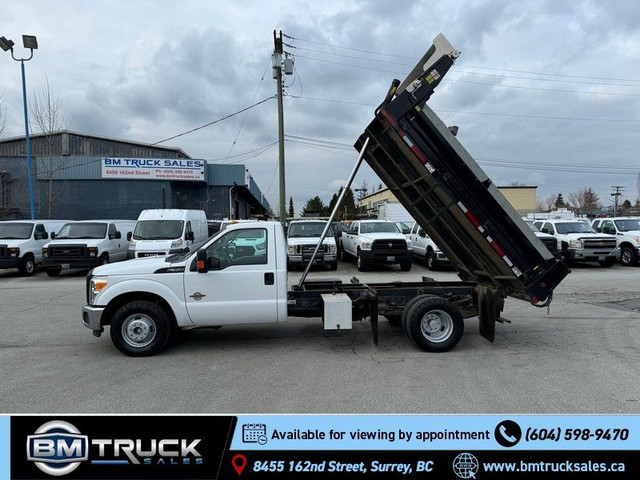 2012 Ford F350 Dump Truck in Cars & Trucks in Delta/Surrey/Langley - Image 2