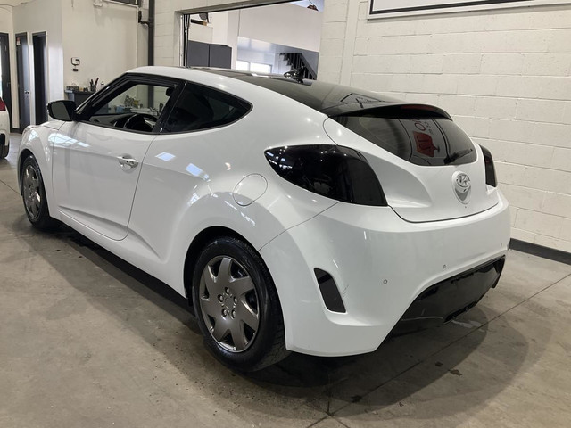 Hyundai Veloster Tech coupé 3 portes BM 2016 à vendre dans Autos et camions  à Laval/Rive Nord - Image 3