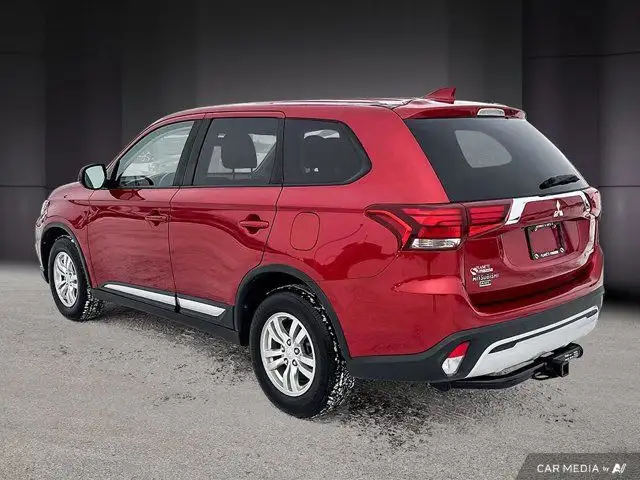 2019 Mitsubishi Outlander Essential | Bluetooth | Siege Chauffan in Cars & Trucks in Laval / North Shore - Image 6
