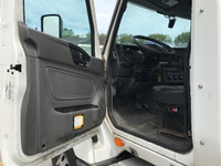 2019 INTERNATIONAL LT625;Heavy Duty Trucks - CONVENTIONAL W/O SLEEPER Penske Location 632 BELGRAVE W... (image 8)